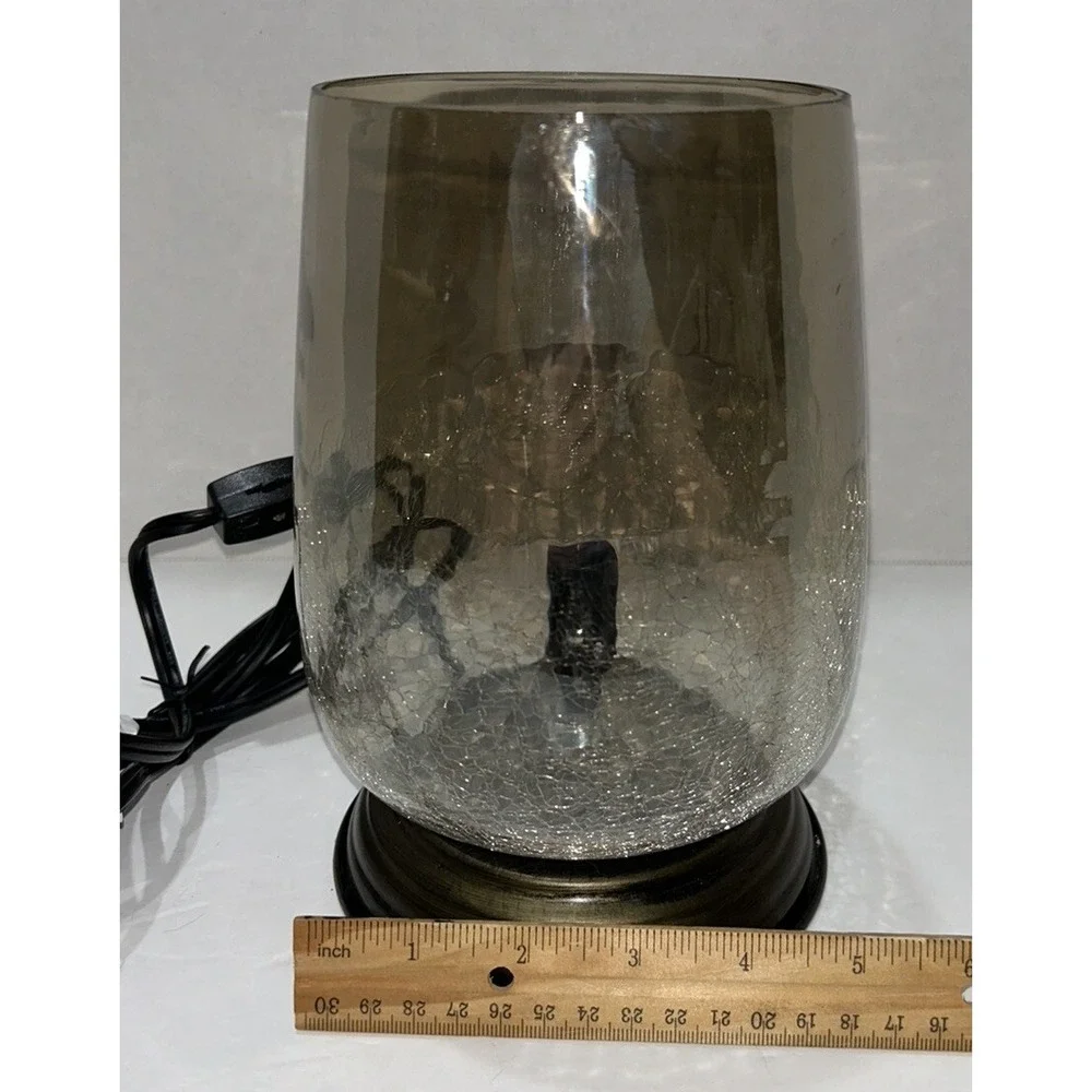 The Unbranded Brand crackle glass